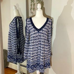 EUC Roxy navy & white free-flowing dress